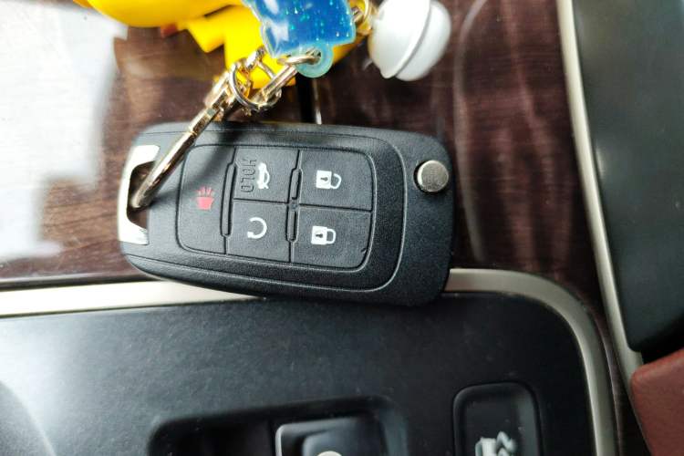 Used Buick LaCrosse 2013 2.4L SIDI Elite Comfort Version