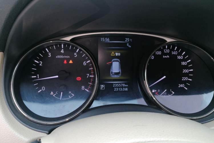 Used Nissan X-Trail 2014 2.5L CVT Luxury Edition 4WD
