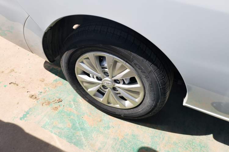 Used JAC Refine M3 2025 PLUS 1.8L Manual Classic Edition 5 Seats