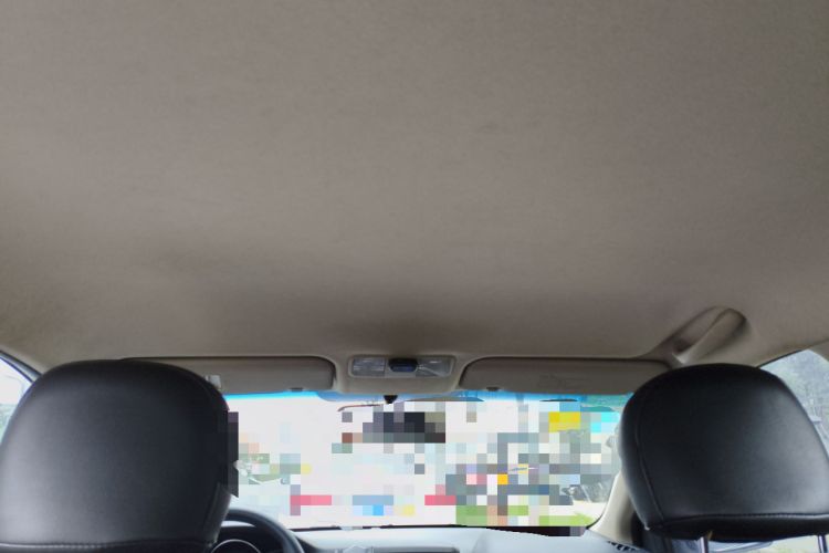 Used Kia K2 2015 Sedan 1.4L MT GLS Headliner