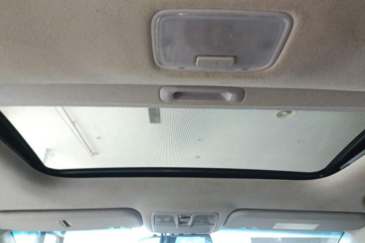 Used Hyundai Elantra (5th Generation / Langdong) 2015 1.6L Manual Leading Model
