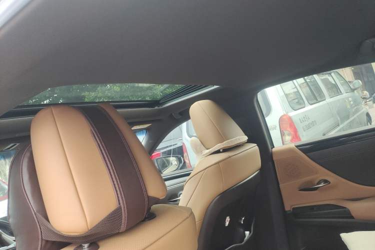 Used Lexus ES 2020 200 Excellence Edition