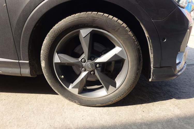 Used Audi Q3 2020 35 TFSI Fashion Dynamic Model