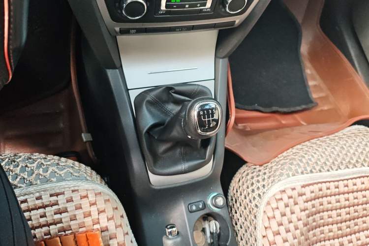 Used Skoda Octavia 2014 1.6L Manual Yijun Edition
