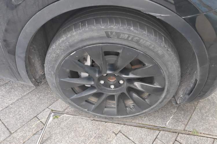 Used Tesla Model Y 2022 Rear-Wheel-Drive Version
