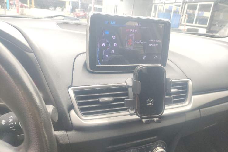 Used Mazda 3 Axela 2017 Hatchback 1.5L Manual Comfort Edition China V Audio And AC Panel