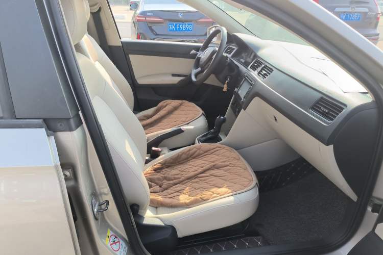 Used Skoda Rapid 2013 1.6L Automatic Smart Selection Model