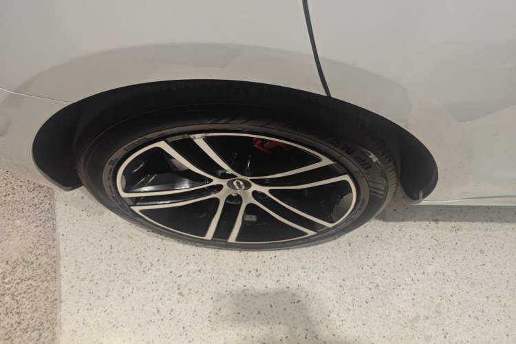 Used Hima AITO M5 2023 Extended-Range Four-Wheel Drive Intelligent Driving Version
