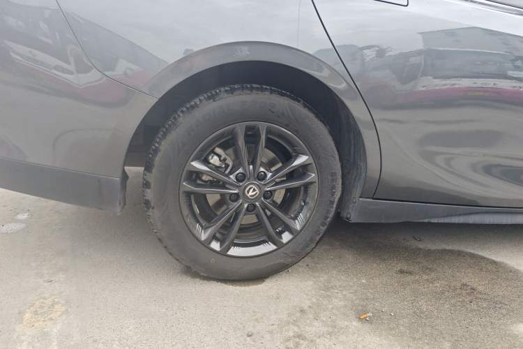 Used CHANGAN Eado DD 2023 Blue Whale NE 1.5T GDI DCT Luxury Edition Right Rear Wheel Hub