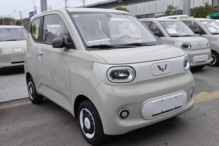 Used Wuling Hongguang MINIEV 2024 3rd Generation 215km Youth Edition