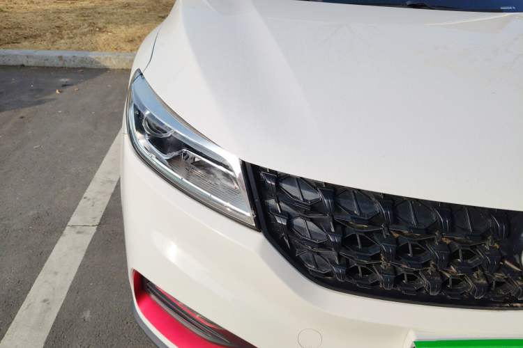 Used Dongfeng Fengon 580 2021 Revised ☆ Star Edition 1.8L Manual Elite Version Right Front Headlight