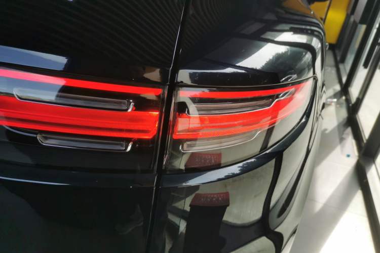 Used Porsche Cayenne 2023 Cayenne 3.0T Exterior 6