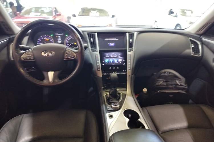 Used Infiniti Q50L 2016 2.0T Enjoyment Edition