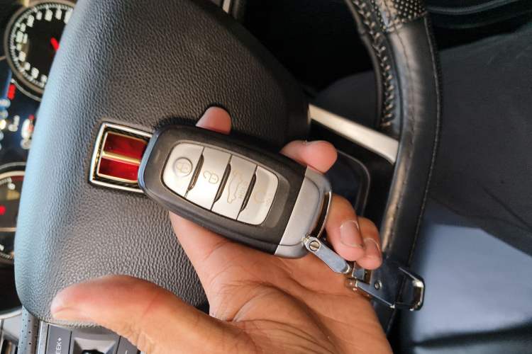 Used Hongqi H5 2019 30TD Smart Connect Dynamic Edition
