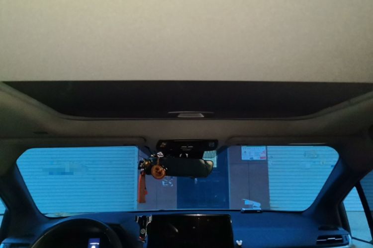 Used Toyota Granvia 2022 2.5L Hybrid Premium Edition Headliner