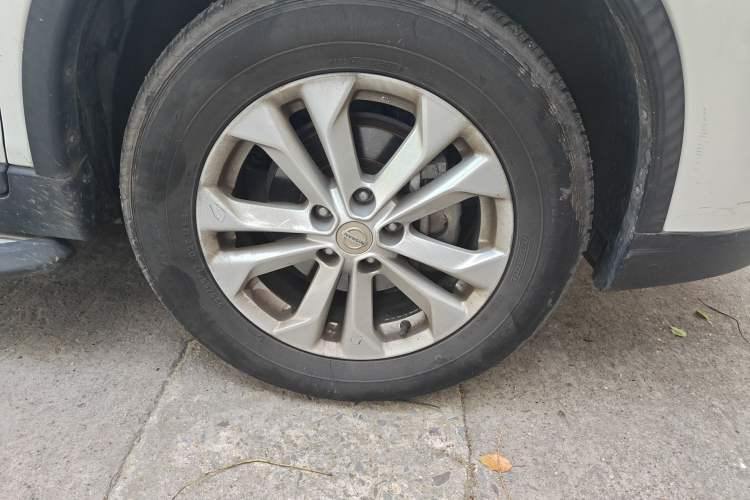 Used Nissan X-Trail 2016 2.0L CVT Smart Enjoyment Version 4WD
