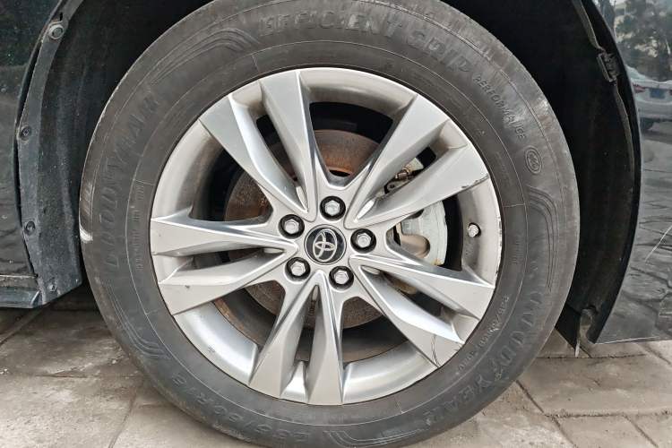 Used Toyota SIENNA 2024 2.5L Hybrid Comfort Edition Exterior 7