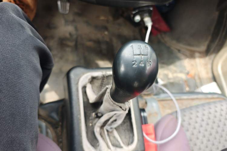 Used Wuling Zhiguang 2013 1.0L Practical Version Gear Lever