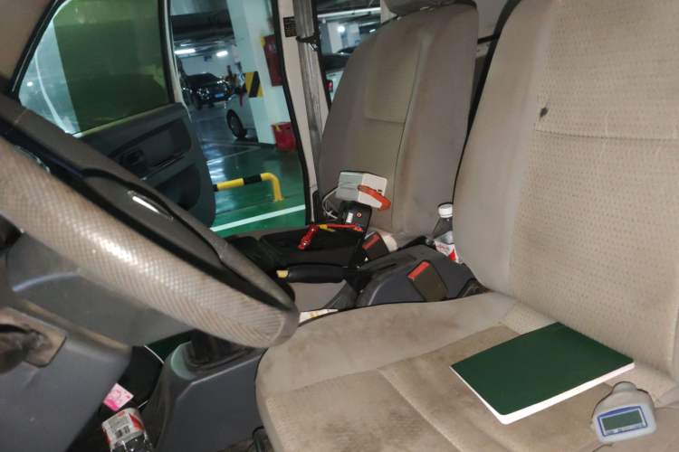 Used Jinbei Hiace X30 2019 1.5L Van Standard Model China VI SWC15M Left Front Seat