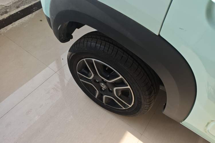 Used Dongfeng NAMMI BOX 2022 Chasing Wind Edition 351KM Standard Model
