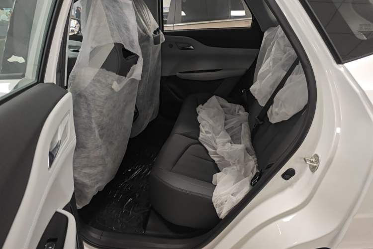 Used Changan UNI-Z New Energy 2025 Model, Smart New Blue Whale 125km Battleship+ Version
