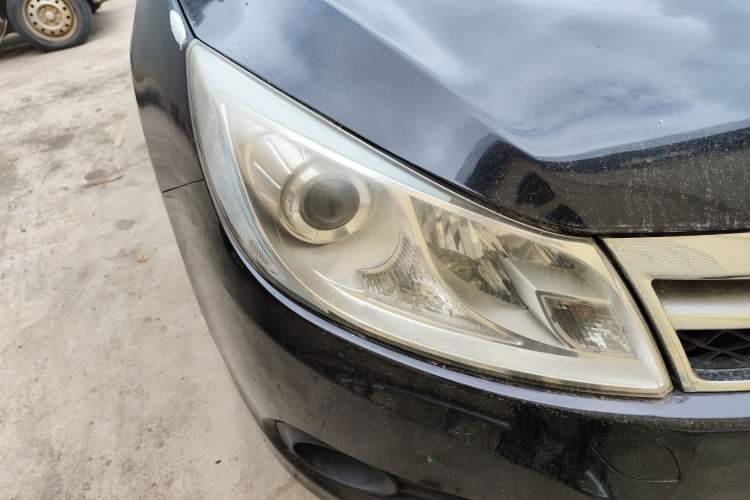 Used BYD Surui 2012 1.5TI Manual Luxury Version
