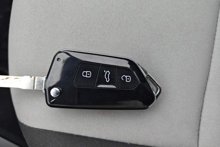 Used Skoda Fabia 2015 1.4L Automatic Front-Drive Model