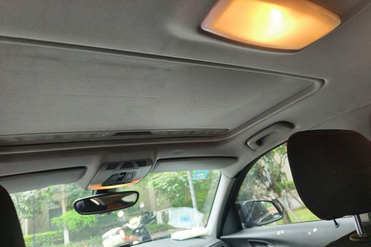 Used BMW 1 Series 2013 Revised 118i Sport Edition Headliner