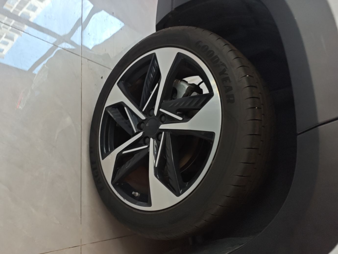 Geely Galaxy L7 2025 3DHT 115km Starship Edition — снимка 11