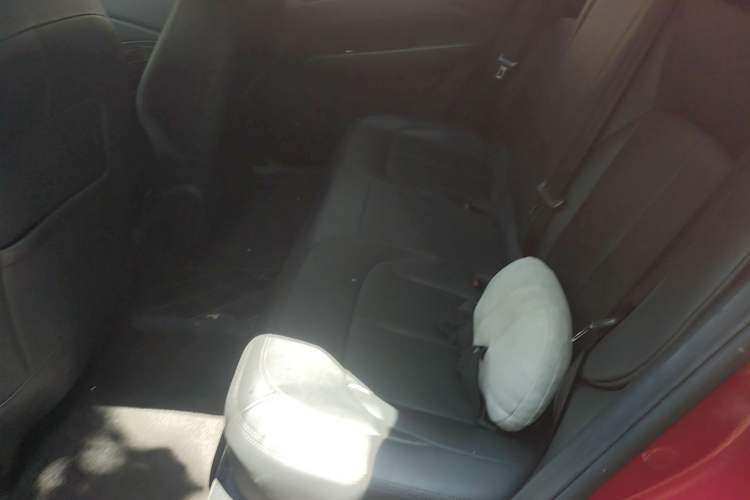 Used Wuling Xingguang 2024 Co-Creation Edition 510 Advanced Model Left Rear Seat