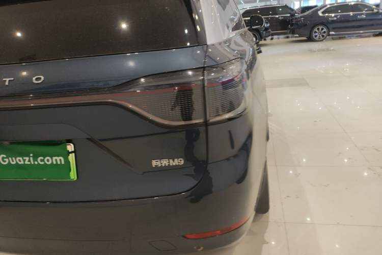 Used Hima AITO M9 2024 Range-Extended Ultra Version 42 kWh 6-Seater Model