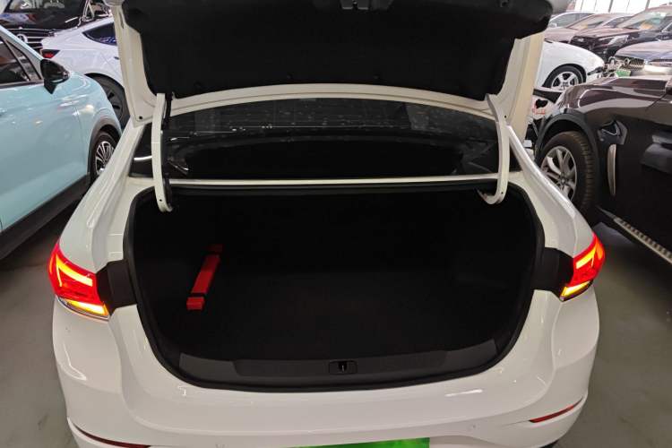 Used Buick GT 2021 Revised Version Flagship 1.5L Automatic Elite Edition Trunk