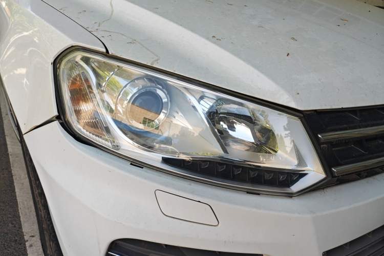 Used Zotye T600 2015 1.5T Manual Luxury Model
