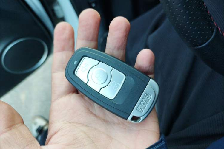 Used Haval H6 2015 Upgraded Model 1.5T Manual Two-Wheel Drive Elite Version
