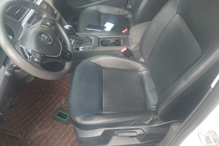 Used Volkswagen Lamando 2018 230TSI DSG Fashion Edition Left Front Seat