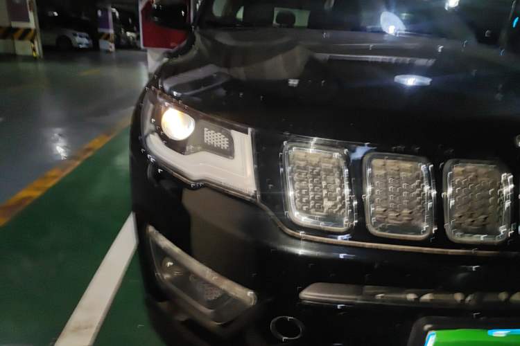 Used Jeep Compass 2020 220T Automatic Leading Edition