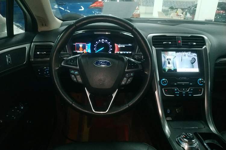 Used Ford Mondeo New Energy 2018 2.0 PHEV Smart-Controlled Fashion Edition China VI Standard Steering Wheel