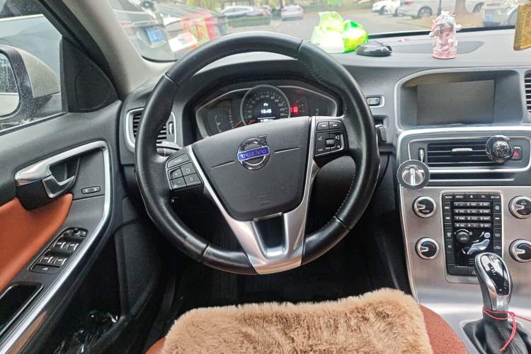 Used Volvo S60 2017 S60L T3 Smart Upgrade Edition
