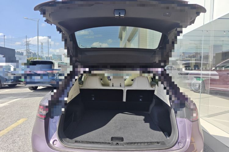 Used Hima Luxeed R7 2024 All-Electric 736 km Ultra Trunk