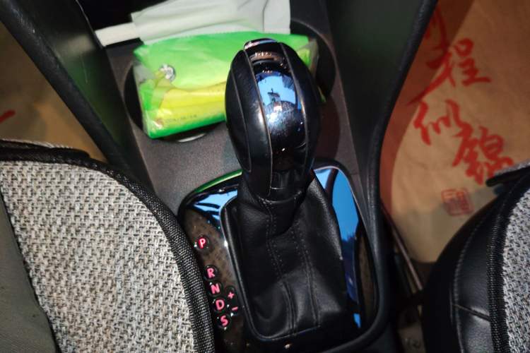 Used Volkswagen Polo 2011 1.6L Automatic ZhiKu Edition
