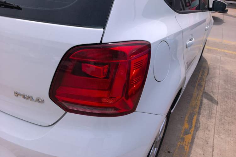 Used Volkswagen Polo 2016 1.4L Automatic Trendy Model Exterior 3