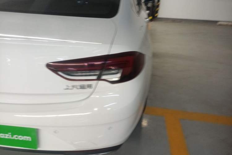 Used Buick Regal 2020 552T Elite Edition Right Rear Taillight