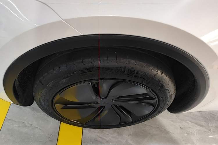 Used Tesla Model Y 2026 Rear-Drive Model
