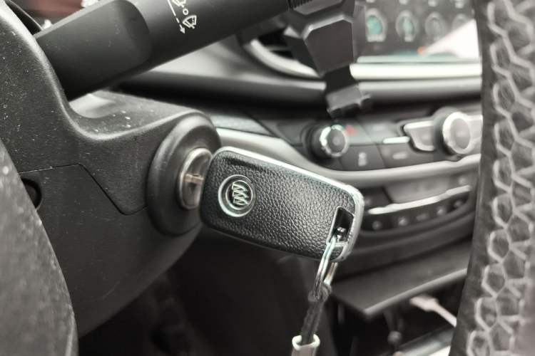 Used Buick GT 2019 18T Automatic Connected Elite Model China VI Standard Vehicle Key