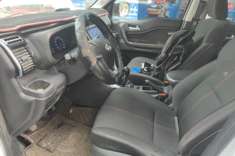 Used CHANGAN OSHAN X70A 2018 1.5L Manual Standard Edition