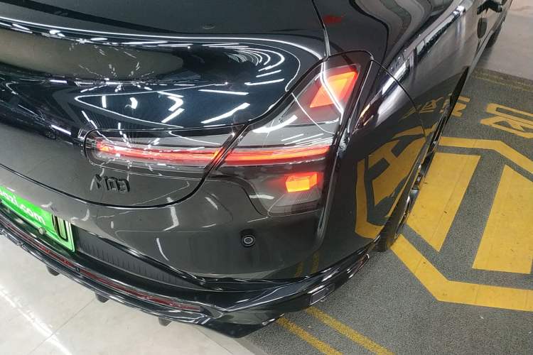 Used XPeng MONA M03 2024 620 with Ultra-Long Range Exterior 3