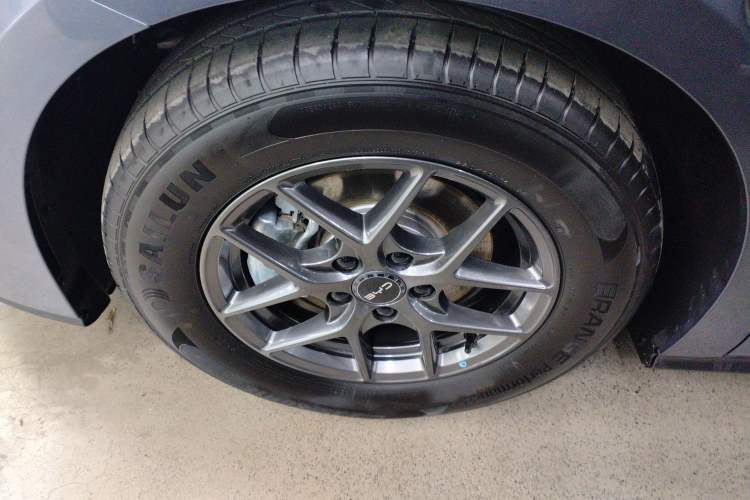 Used BYD Seal 06 New Energy 2025 DM-i Smart Drive 80KM Luxury Model Left Front Wheel Hub