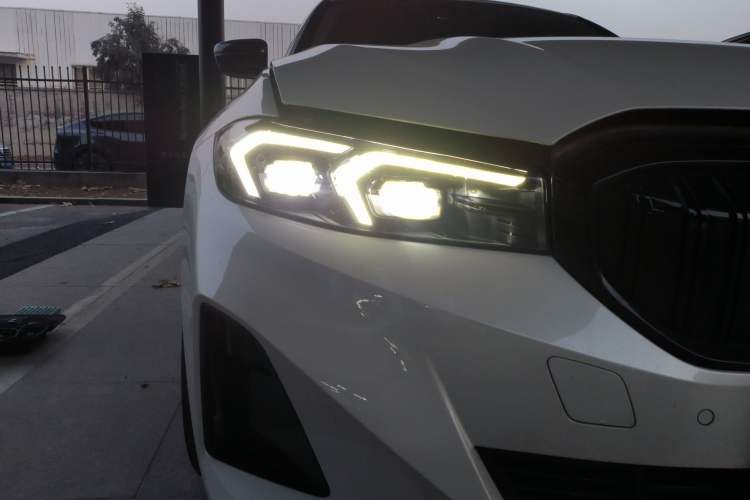 Used BMW i3 2023 eDrive 40 L Midnight Edition