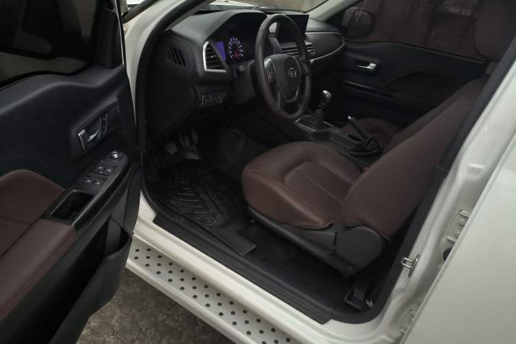 Used Great Wall Wingle 7 2019 2.0T Gasoline Two-Wheel Drive Elite Version China VI Standard Big Double Cabin GW4C20B