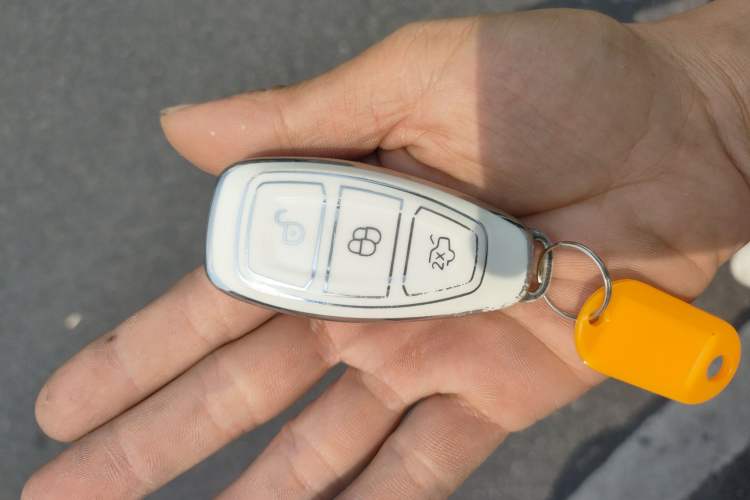 Used Ford Kuga 2018 Facelifted EcoBoost 180 Two-Wheel Drive Luxury Wing Edition
